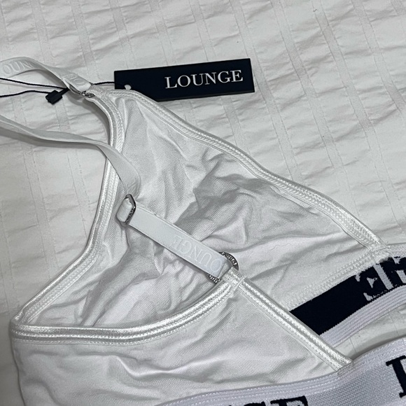 lounge triangle bralette - Picture 3 of 4